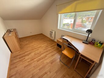 Exkluzívne iba v APEX reality 5i. RD v Horných Otrokovciach - 13