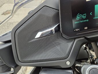 BMW R 1250 RT 2023 s plnou výbavou a doplnkami - 13