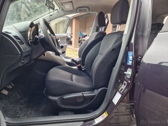 Toyota Auris 1.33 Dual VVT-i 100k M6 (benzín) - 13