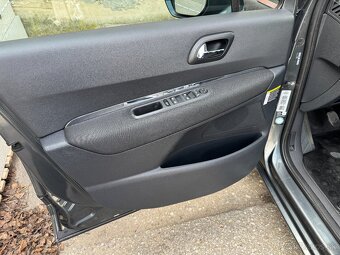 Peugeot 5008 1.6 hdi - 13