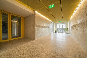 Komplet zariadený byt pri Novej nemocnici–výhľad a lokalita - 13