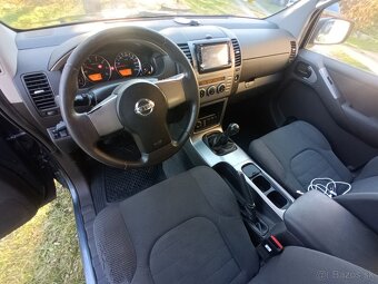 Nissan Pathfinder - 13
