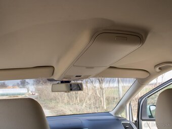 Predám VW Sharan 2,0 TDi 4x4 - 13