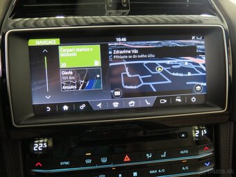 Jaguar F-Pace 3.0d V6 AWD,Portfolio,DPH - 13