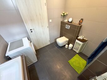 NA PREDAJ 3 IZB. RODINNÝ DOM, POZEMOK 482 M2, ČÁČOV okr. SEN - 13