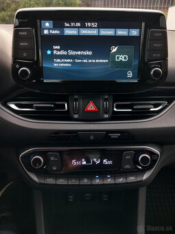 Hyundai i30 CW 1.6Crdi Style r.v.2021 Kúp na Slovensku - 13