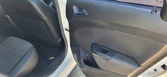 Opel Astra 2.0 CDTI 165k ECOTEC Cosmo - 13
