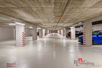 Na predaj 2-izbový byt v projekte Metropolis – výhľad, štýl  - 13