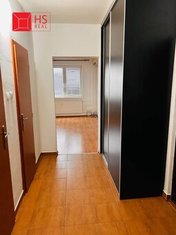 Prenájom 3 izb. bytu s balkónom v NZ - 13