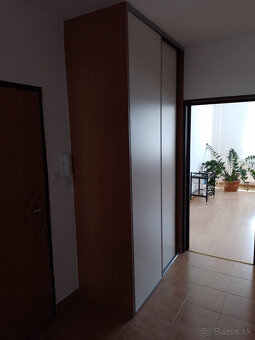 3 izbovy byt na prenajom - 13