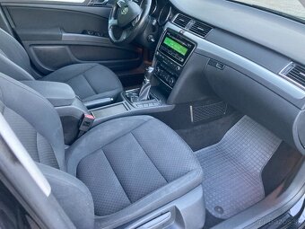 Škoda Superb Combi 2.0 TDI CR 170k Elegance - 13
