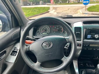 Toyota Landcruiser 120 D4D - 13