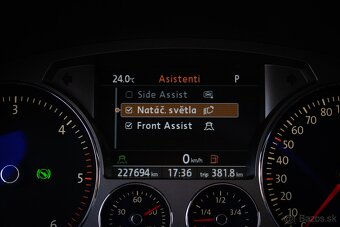 Phaeton 3.0 TDI V6 Tiptronic 4Motion WEBASTO, Dvojité sklá - 13