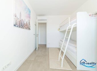 Vodice – kompletne zariadený penthouse, výhľad na more - 13