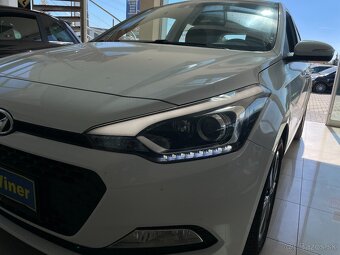 Hyundai i20 1.4B 100K M6 - 13
