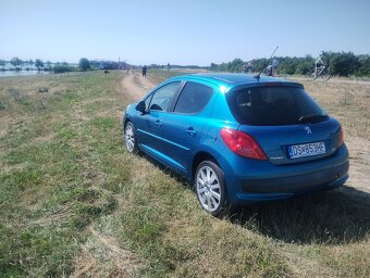 Peugeot 207 1,6hdi - 13