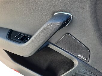 Škoda Superb Combi Scout 2,0TDI 140kW 7°AP 4×4 cena s DPH - 13