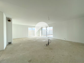 Reality KOMPLEX s.r.o., Vám ponúka na predaj nový, moderný 4 - 13