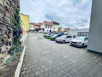 Prenájom obchodný priestor 112 m2, Jarková ul. - 13