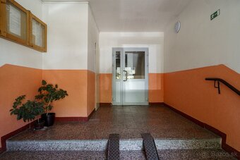 2 izbový byt na sídlisku Klokočina - 13