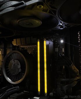 Ryzen 7 7800X3D\32GB\RX 7900XTX\SSD\1000W Zdroj - 13