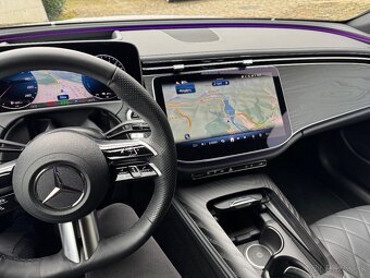 Mercedes E300de 4-matic AMG - 13