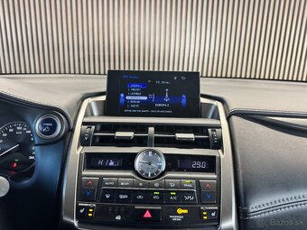 Lexus NX 300h 2.5 LUXURY AWD ECVT 125 tisíc km - 13