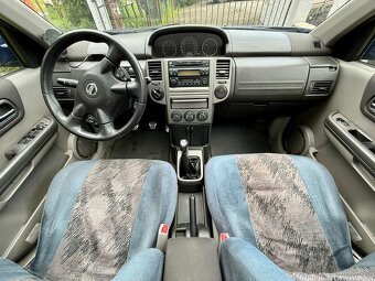 Predám Nissan X-Trail 2.2 dCi Columbia Comfort 4x4 - 13