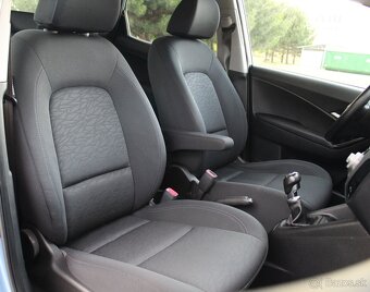 Hyundai ix20 1.6 CRDi - 13