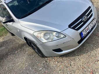 Kia Ceed combi 1.6 66Kw - 13