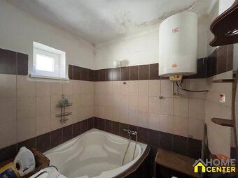 EXKLUSÍVNY PREDAJ 2 izb. rod.domu na 6,5 árovom pozemku,Zemi - 13