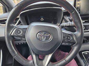 Toyota corolla 1,8 hybrid TS kombi GR - 13