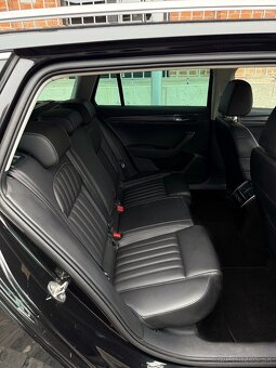 Superb Premium 2.0tdi DSG MATRIX VIRTUAL - 13