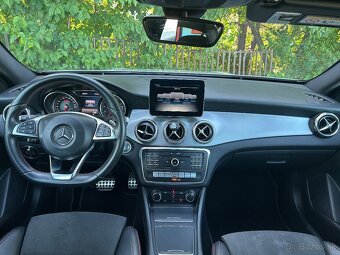 Mercedes-Benz GLA - 13