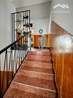 Priestranný rodinný dom v blízkosti centra mesta - 13