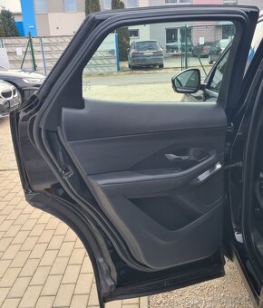 JAGUAR E-PACE 2.0 I4 S AWD A/T / MOŽNÝ ODPOČET DPH - 13
