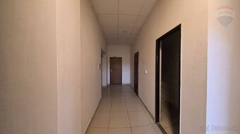 Obchodný priestor na prenájom, Vráble - 13