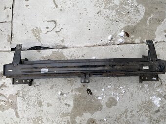 ŠKODA NÁHRADNÉ DIELY KAROSÁRSKE - 13