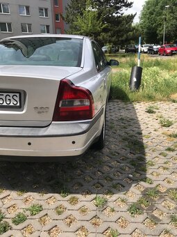 V CENE JE AJ PREPIS  predam volvo s80 2,0turbo benzin 120kw - 13
