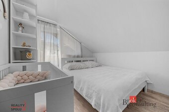 Exkluzívna príležitosť vlastniť chatu, ktorá spája pohodlie, - 13