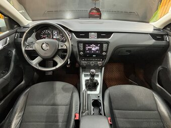 Škoda Octavia Combi 2.0 TDI Elegance/Style - 13