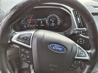 Ford galaxy - 13