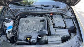 Škoda superb 2 kombi facelift 2.0TDi 125 kW r.v.2014 - 13