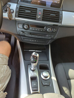 bmw x5,173kw,AT,3,0diesel, kúp. v SR,r.v.2008 - 13
