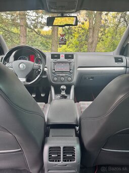 VW Golf GTI edition 30, manuál, strešné okno, candy white - 13