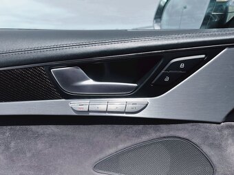 Audi S8 4.0TFSI V8 quattro - 13