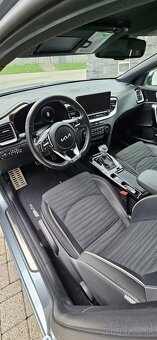 Kia Ceed SW 1.5 T-GDi GT-Line  automat 7st - 13