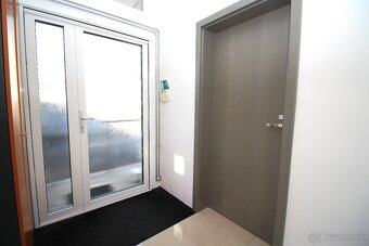 PRENÁJOM podnikateľský priestor 99 m² v Bánovce n/B. - 13