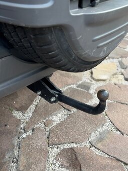 Jeep Cherokee Sport 2,4 Benzín 108kw 4x4 - 13