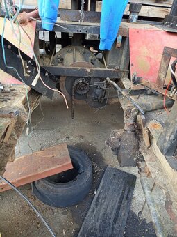 Robur, dh 112, příruba Zetor traktor v3s - 13
